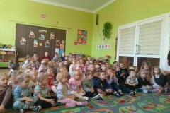 9c23d3e9-c035-4297-917f-85aa18653371