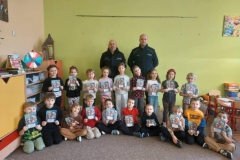 6d6927bc-6f20-425d-b716-cf7134296707