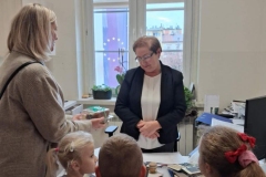 182b04c1-65fa-4643-82ef-502703be2ec0