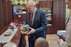 2ed900cc-2acb-48aa-a963-daad411fcec1