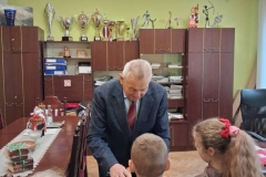 5d5da691-2bb1-48e0-932d-825a5ca15b2b